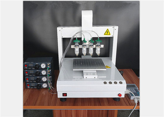 Mengeluarkan peralatan Beberapa jarum Benchtop Robotic Dispensing Mesin