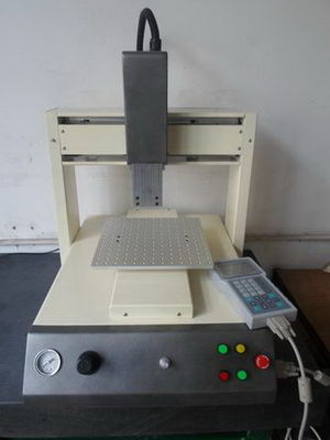 VS-400 400 * 400cm Automatic 3 Axi Otomatis Desktop Resin Dispenising Robot