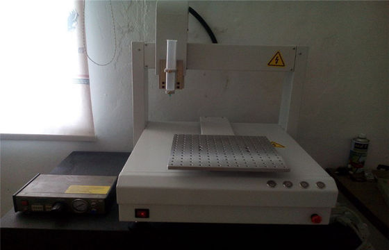 Presisi CNC Instrumen PTP / CP Adhesive Mesin Penjual VS-300