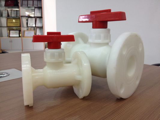 PN10 bar PVDF plastik flange katup bola, 1/2 &quot;sampai 12&quot; DIN, ANSI, JIS koneksi flange